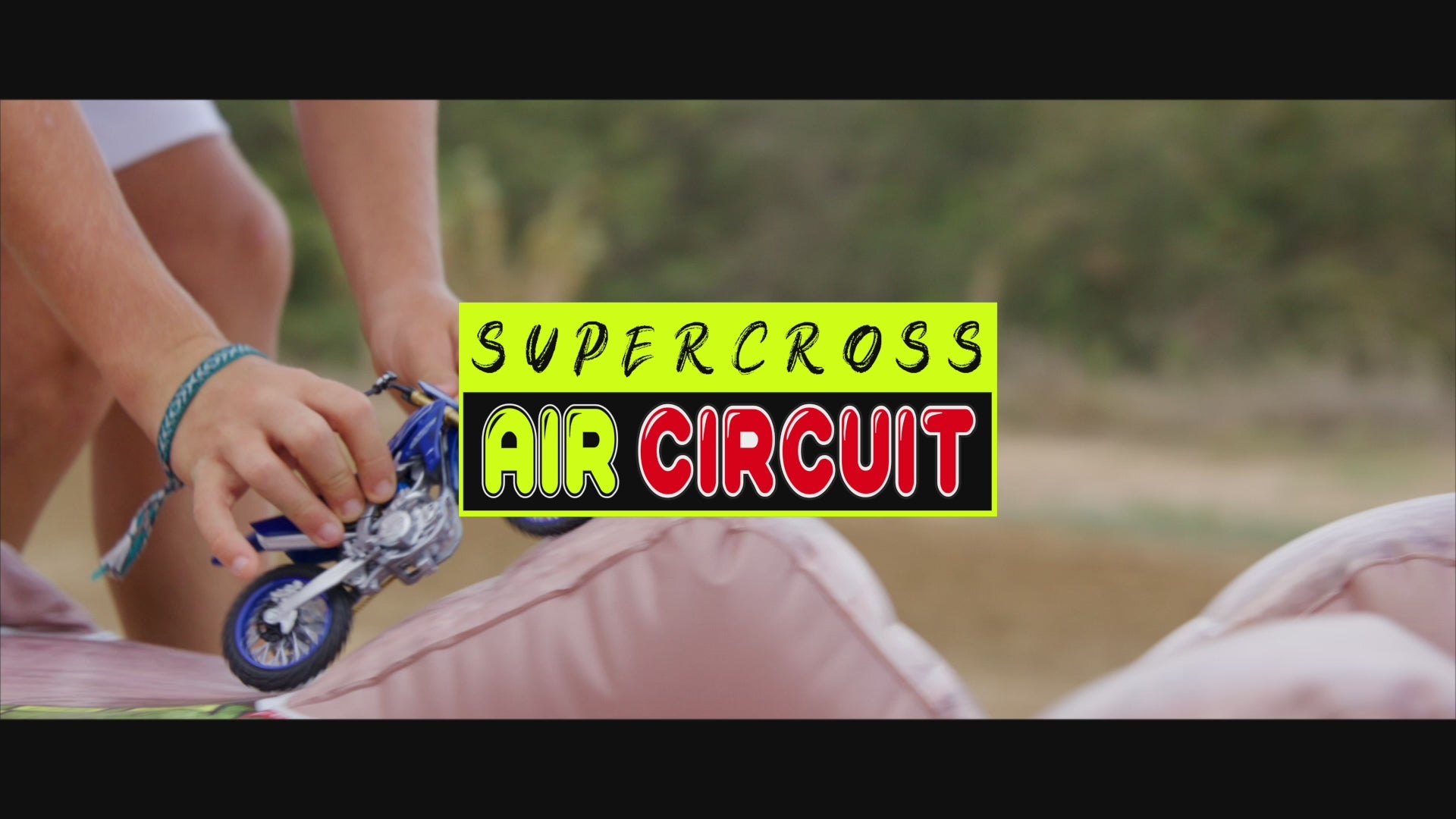 Charger la vidéo : Supercross Air Circuit movie